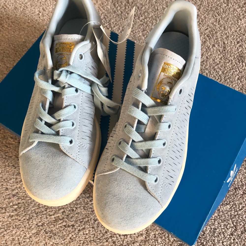 Adidas Originals-Blue Suede Stan Smith - Picture 2 of 5